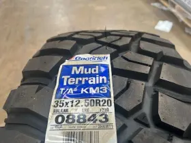 35x12.50r20lt Bfgoodrich 08843 Mud-terrian T/a Km3 121q 10 Ply 35x12.50r20lt Bfgoodrich 08843 Mud-terrian T/a Km3 121q 10 Ply