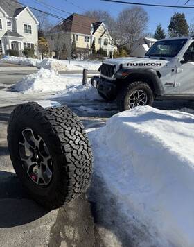 Bfgoodrich 1234567 1 Used Lt 285/70r17 All-terrain T/a Ko2 116/113q - 11.5/32