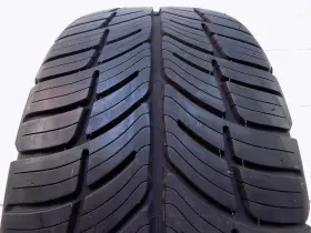 Comp-2 Bfgoodrich 27274 P235/50r17 G-force A/s 96 W Used 8/32nds
