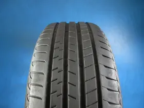 165003650 Bridgestone Used Alenza 001 Rft 245 40 21 8-9/32 High Tread 1578f