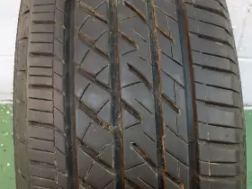 32nds Bridgestone 3233 P225/55r17 Driveguard Rft 97 V Used 9/32nds