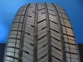 4363452 Bridgestone Used Driveguard Rft 205 45 17 7-8/32 High Tread 1351c 4363452 Bridgestone Used Driveguard Rft 205 45 17 7-8/32 High Tread 1351c