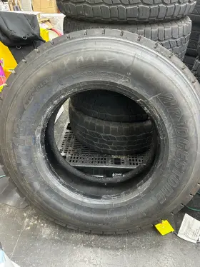 M713 Bridgestone Radial Big Truck Tire 295/75/22.5 Great Condition Retread M713 Bridgestone Radial Big Truck Tire 295/75/22.5 Great Condition Retread