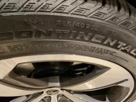 03544620000 Continental Cross Contact Lx Sport 285/40 R22 Tires Suv Oem Less Than 500 Miles 03544620000 Continental Cross Contact Lx Sport 285/40 R22 Tires Suv Oem Less Than 500 Miles