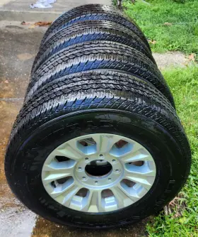 04320230000 Continental Set Of 4 - Contitrac 275/65r18 123/120s Tires And Rims Exclnt Cond 04320230000 Continental Set Of 4 - Contitrac 275/65r18 123/120s Tires And Rims Exclnt Cond