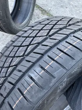 1557301 Continental 2 Extremecontact 245/40 Zr 19