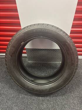 Cooper 166247009 Adventurer 255/55r20 Near New