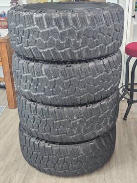 Cooper 171069005 Set Of 4 Discoverer Rugged Trek - 265/60r18 Suv/truck Tires
