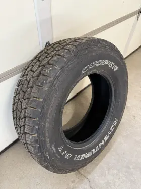 90000019939 Cooper 1 Never Driven On Adventurer A/t 265/70r17 121/118r Load Range E Tire