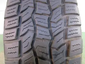 90000020053 Cooper P275/55r20 Adventurer A/t 117 T Used 11/32nds