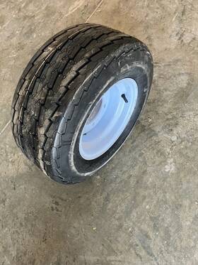 Deestone Ds7114 20.5 8 10 Trailer Tire 12 Ply Mounted 6 Bolt Hole Farm Header Wheel