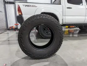 28034300 Falken Wildpeak A/t3w 265/70/r17