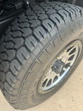 89708 Firestone Tire 4373 4 Almost New 265/70-17 121 S E1 Destination X/t Owl 89708 Firestone Tire 4373 4 Almost New 265/70-17 121 S E1 Destination X/t Owl