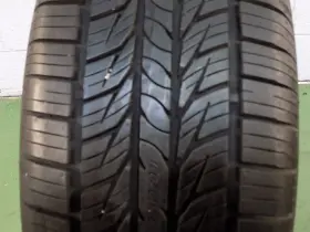 15497960000 General Tire P225/60r18 Altimax Rt 43 100 H Used 9/32nds 15497960000 General Tire P225/60r18 Altimax Rt 43 100 H Used 9/32nds