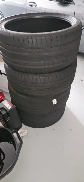 103017598 Goodyear Eagle F1 Asymmetric 5 245/35r20 Tire Like New 103017598 Goodyear Eagle F1 Asymmetric 5 245/35r20 Tire Like New