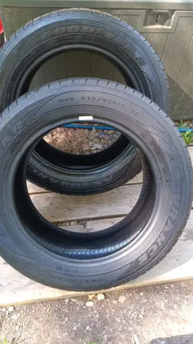 110319545 Goodyear Assurance Maxlife 235/55r17 Tire