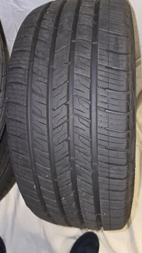 413010582 Goodyear Assurance Comfortdrive 245/45r18 Tire