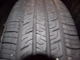 413499329 Goodyear P215/60r16 Assurance Comfortred Touring 94 V Used 10/32nds