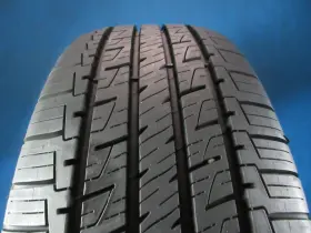 56560512 Goodyear Used Assurance Maxlife 245 60 18 12-13/32 High Tread 1092d