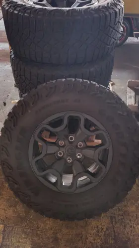 733259838 Goodyear 4 Wrangler Territory At 325/65r18 Tire Must Buy All 733259838 Goodyear 4 Wrangler Territory At 325/65r18 Tire Must Buy All