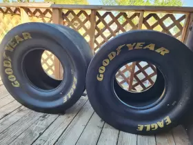Gdy-2078 Goodyear Eagle Dragway Special Slick 33 Inch X 15.00-15 Gdy-2078 Goodyear Eagle Dragway Special Slick 33 Inch X 15.00-15
