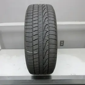 Ut-31738 Goodyear 235/55r18 Assurance Weatherready 100v Tire 10/32nd No Repairs