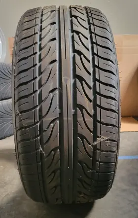 30017083 Haida Tires Hd921 Used 245/40/18 Racing 30017083 Haida Tires Hd921 Used 245/40/18 Racing