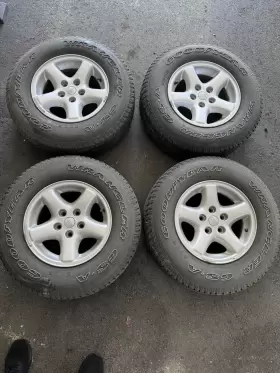 75b15 Jeep 00876 Wrangler Yj 87-95 Tires And Rims P225