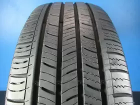 768899778 Kumho Used Solus Ta11 235 60 17 9-10/32 High Tread 1064c 768899778 Kumho Used Solus Ta11 235 60 17 9-10/32 High Tread 1064c