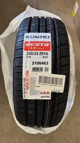 Zr16 Kumho Ku27 New 4 Tires 205/55 91w All-season Never Used