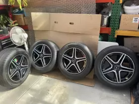 A2474011500 Mercedes-benz 20 Inch Gl 450 Amg Wheels And Tires Rare Style With Caps A2474011500 Mercedes-benz 20 Inch Gl 450 Amg Wheels And Tires Rare Style With Caps