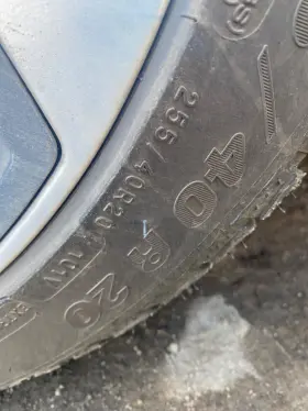 40r20 Michelin 13921 X-ice Snow 255/40r20 Tire