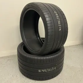 Michelin 295/30/19 Pilot Super Sport Tires Michelin 295/30/19 Pilot Super Sport Tires