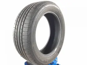 32nds Michelin 33915 P215/55r17 Premier A/s 94 H Used 7/32nds