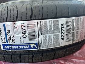 Michelin 422718 Tire