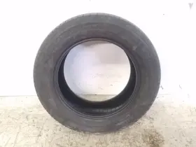 585.fd8g18 Michelin Used - 245/60/18 Latitude Touring Hp Tire 7/32 585.fd8g18 Michelin Used - 245/60/18 Latitude Touring Hp Tire 7/32