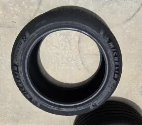 705963 Michelin 285/45 R22 114y Pilot Sport 4s. 9.5/ 32 Dot 4124