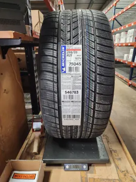 75045 Michelin Pilot Sport All Season 4 295/35 R 21 Tire