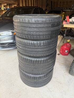 Michelin Dta2bp3556164-01 245/35/20 And 305/30/20 Pilot Sport 4s New Tires