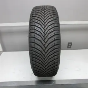 Ut-31275 Michelin 215/65r16 Crossclimate 2 98h Tire 10/32nd No Repairs