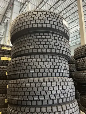 Xde2 Michelin New 265/70r/19.5 Tire Set Of 2