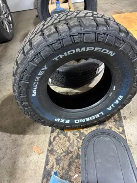 2109fl00600 Mickey Thompson Baja Legend Exp New Black Tire