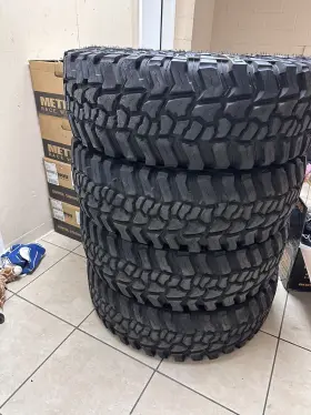 42x13.50r17 Mickey Thompson 331195004 Baja Boss