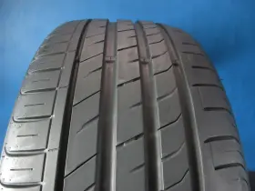 21587585 Nexen Used Nfera Su1 235 35zr 19 7-8/32 Tread No Patch 1537e 21587585 Nexen Used Nfera Su1 235 35zr 19 7-8/32 Tread No Patch 1537e