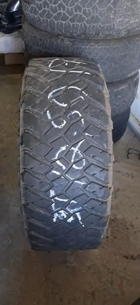 37x12.50r17 Nitto 205-880 1 Used Lt Trail Grappler M/t Mud Terrain Tires - 8 Ply