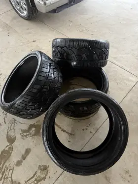 207670 Nitto 295/30/r22 420v Street Tires