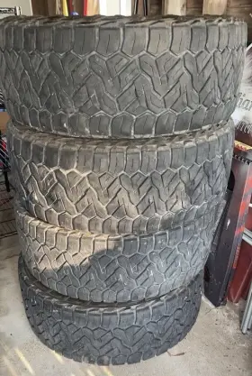 218060 Nitto 37 13.50 22 Recon Grappler Tires 218060 Nitto 37 13.50 22 Recon Grappler Tires