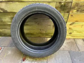 0259021 Nokian Four Tires Hakkapeliitta R2 With About 25 000 Miles 245/45r/17 40 For All 4 0259021 Nokian Four Tires Hakkapeliitta R2 With About 25 000 Miles 245/45r/17 40 For All 4