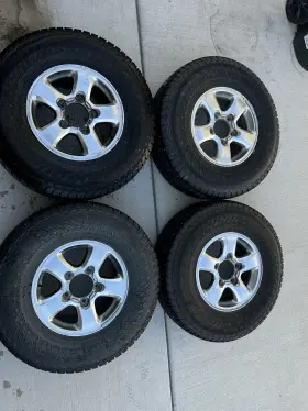 Ts32396 Nokian Hakkapeliitta Lt3 Studded 265/75r16 Tires E Load Land Cruiser 5x150 Snow