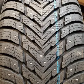 Ts32535 Nokian Hakkapeliitta 10 Suv Studded P 275 50 22 115t Xl Snow Winter Tires Ts3253